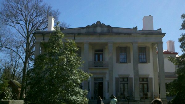 Things to see in Nashville- belle meade mansion / Family Focus Blog