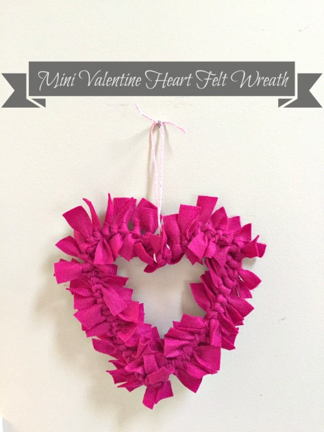 heart felt wreath pin