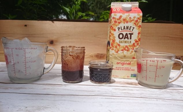 how to make iced mocha with oatmilk